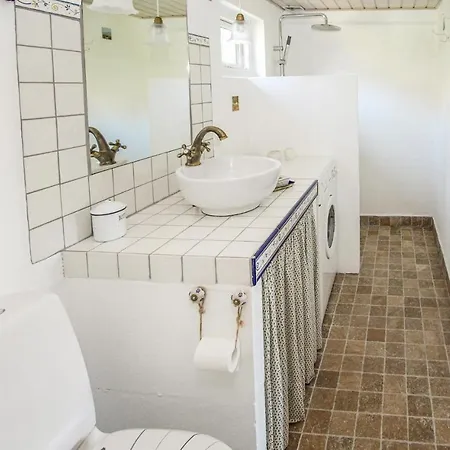 2 Bedroom Amazing In Sams Nordby (Midtjylland)